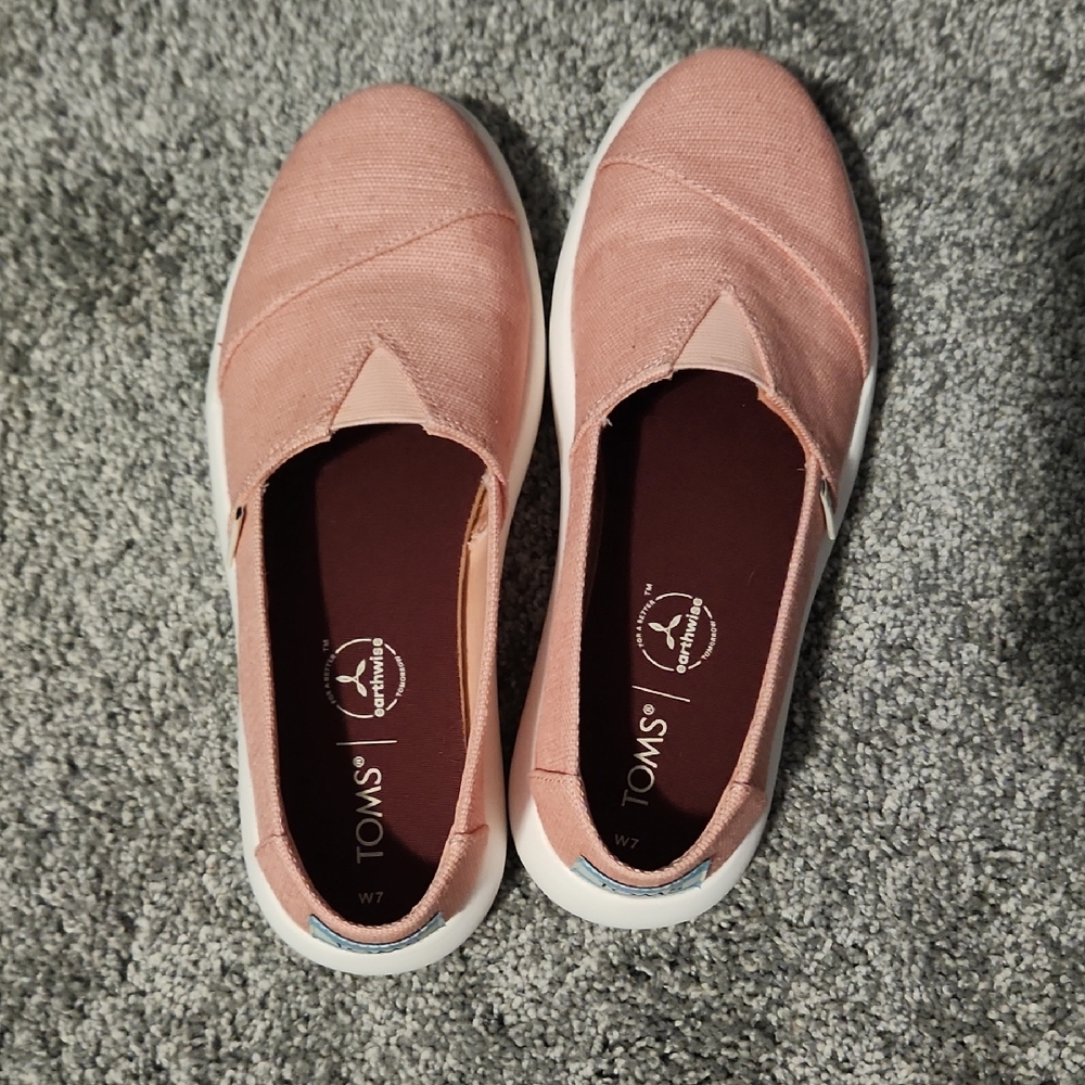 TOMS Women's Blush Pink Loafers